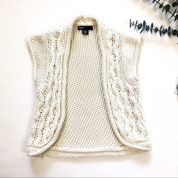 Girls 6-7 GAP Knit Vest